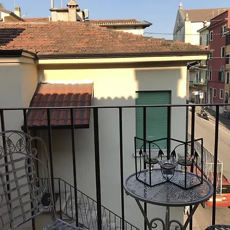 Sweet Apartment *