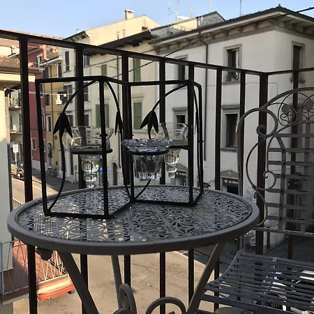 Sweet Apartment *